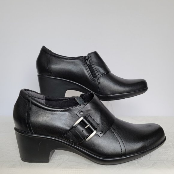 CLARKS Genette Vista Slip-On Leather Shoes- Black color- Women's Size 9.5M - Picture 1 of 14